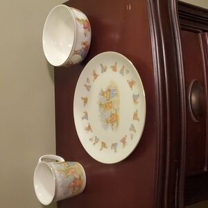 Mount Clemens Pottery Little Bunny Child's Set